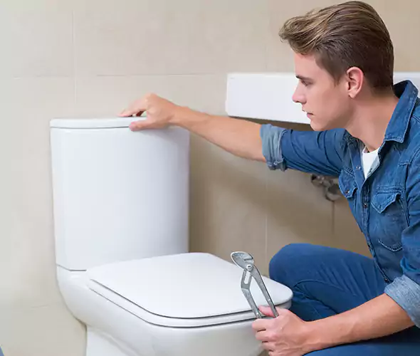 Expert Plumber for Toilet Replacement in Hanford, CA: Schedule Affordable Toilet Replacement Services with Us
